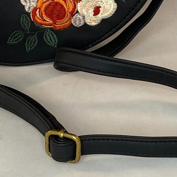 Round Embroidered Purse with Strap Like New - Picture 3 of 12